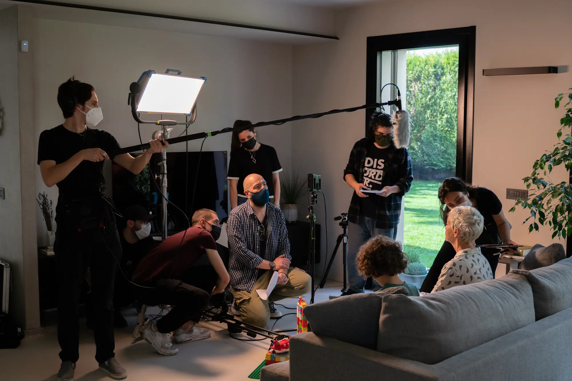 Marco Paracchini e la troupe al lavoro sul set